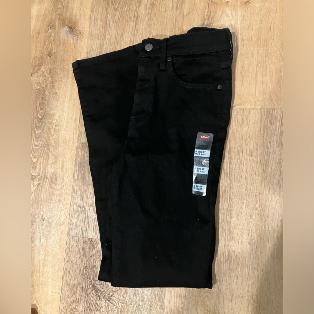 COPY - Size 28 black Levi’s 724 high rise jeans